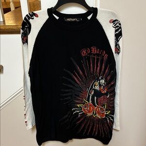 Ed Hardy Large Born Free Black/White Sweater Graphic Shirt
